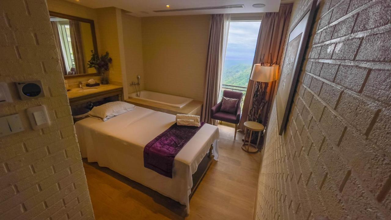 Twin Lakes Hotel ลอเรล ภายนอก รูปภาพ