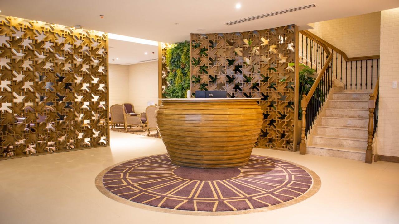 Twin Lakes Hotel ลอเรล ภายนอก รูปภาพ